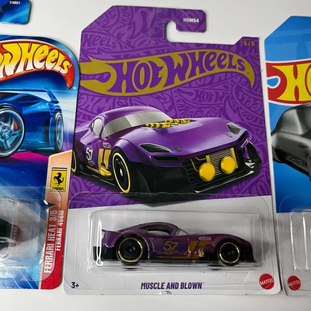 Hot Wheels lot of 10-Car Diecast Vehicle Set